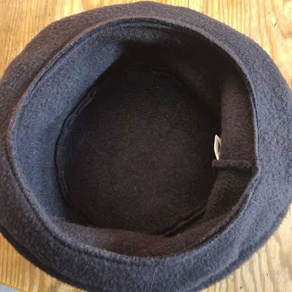 Black Fleece Rolled Brim Hat - Picture 4 of 7